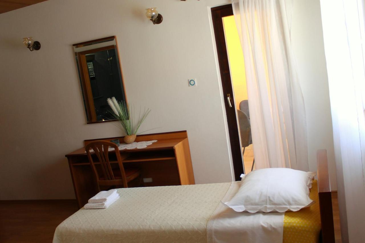 Apartment Benten Drvenik  Luaran gambar