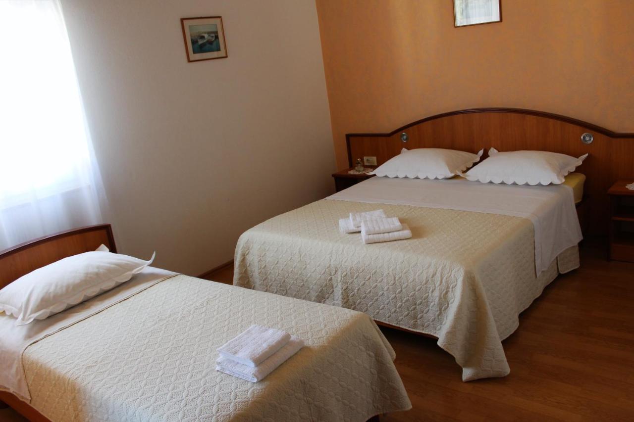 Apartment Benten Drvenik  Luaran gambar