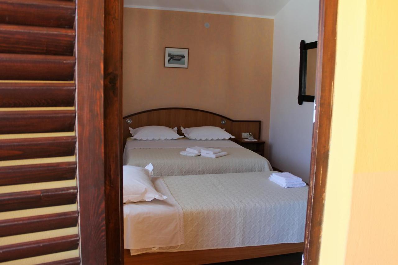 Apartment Benten Drvenik  Luaran gambar