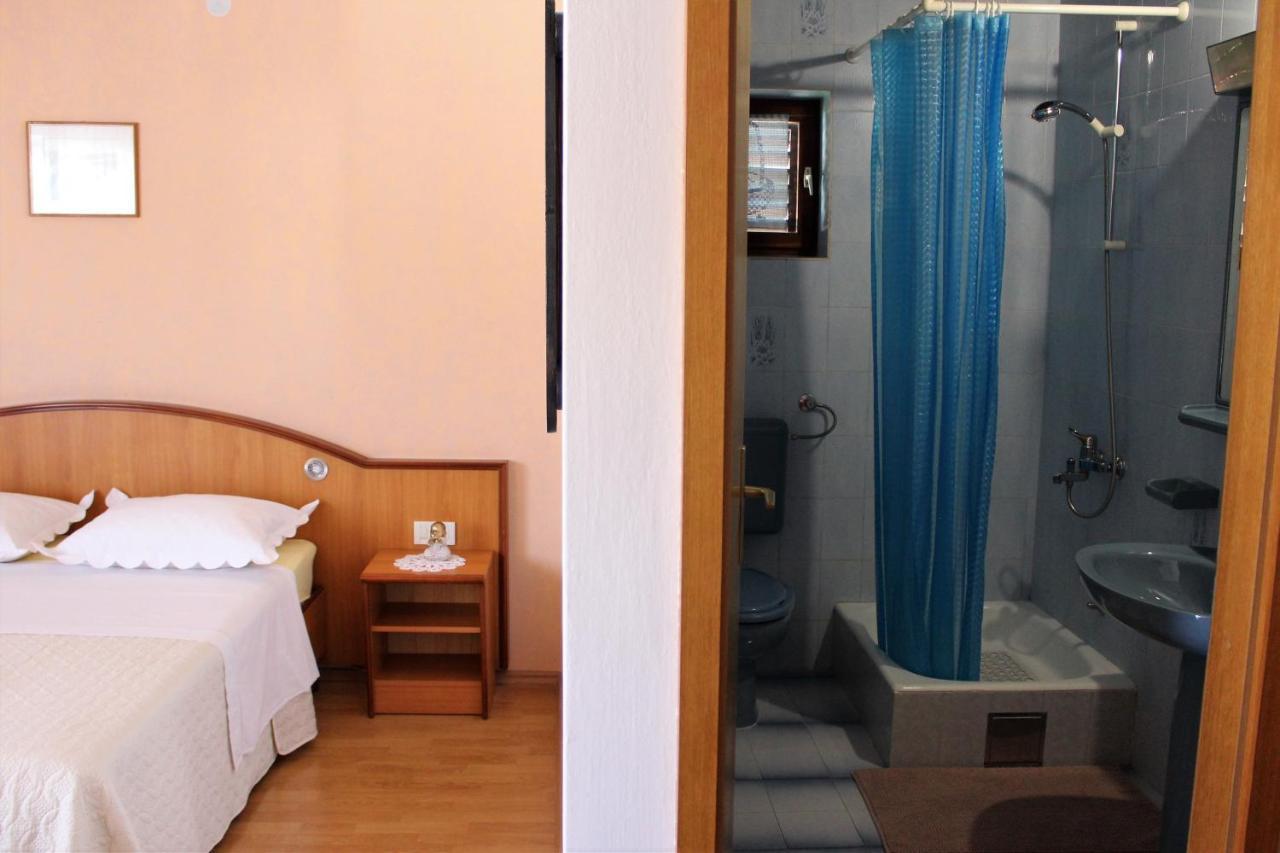 Apartment Benten Drvenik  Luaran gambar