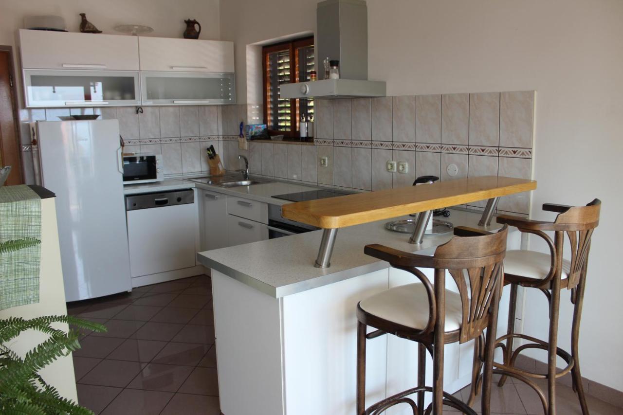 Apartment Benten Drvenik  Luaran gambar