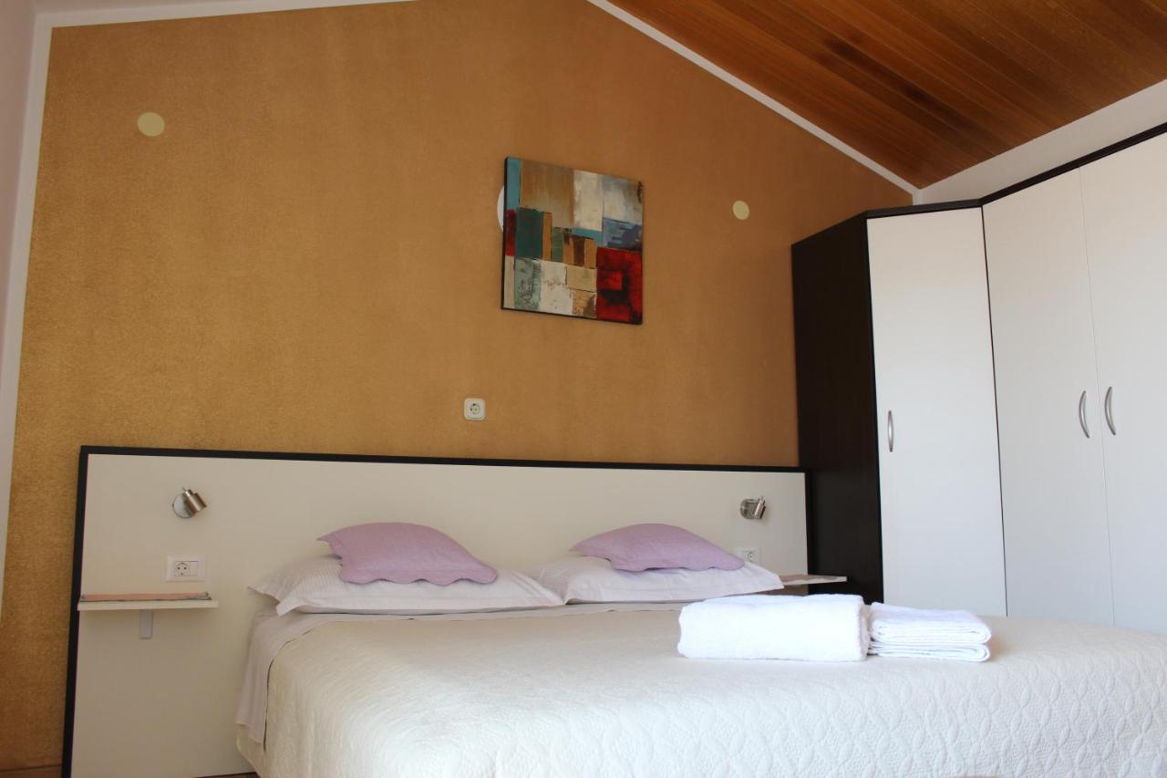 Apartment Benten Drvenik  Luaran gambar
